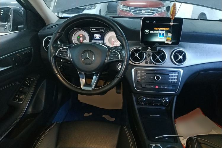 Used Mercedes-Benz GLA 2016 GLA 200 Fashion Model

