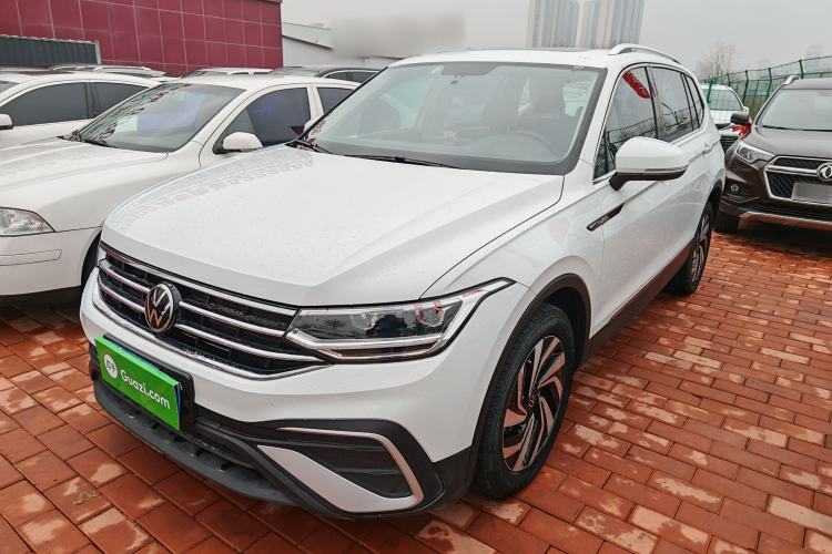 Used Volkswagen Tiguan L 2024 300TSI Automatic Two-Wheel Drive Smart Edition