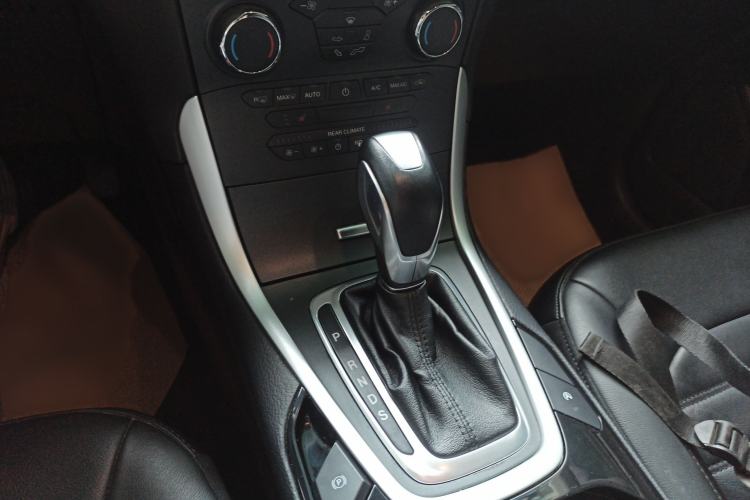 Used Ford Edge 2018 EcoBoost 245 Two-Wheel-Drive Platinum Edition 7-Seater China V Emission Standard