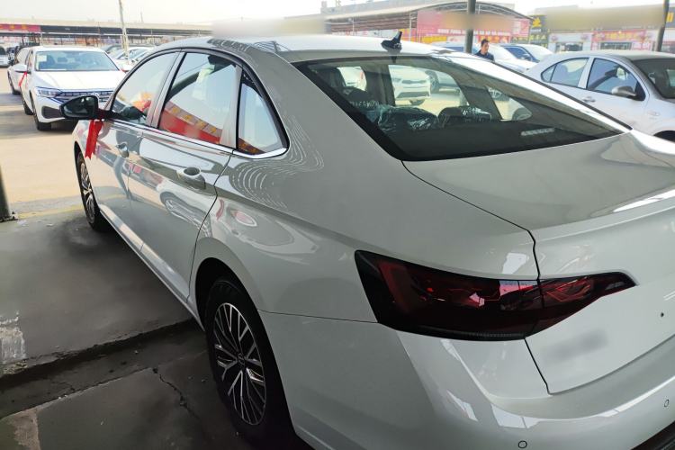 Used Volkswagen Sagitar 2025 Facelift 200TSI DSG Flyover Edition
