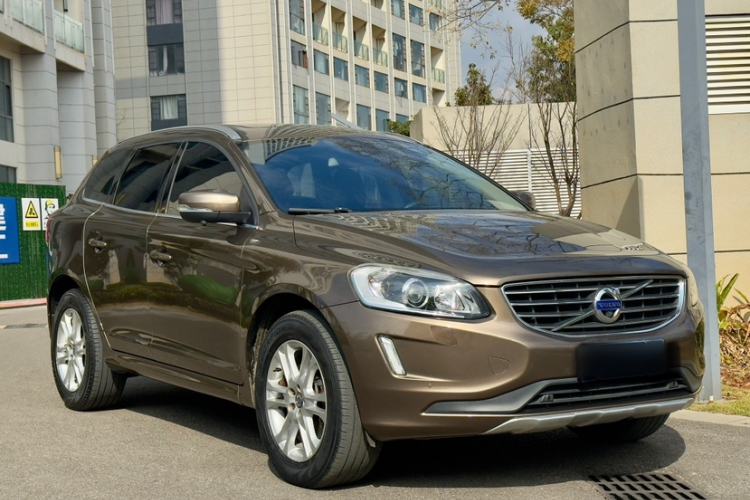 Used Volvo XC60 2015 T5 Smart Upgrade Model