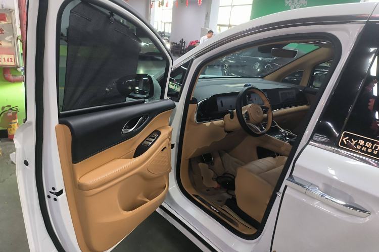 Used VOYAH Dream 2022 Low-Carbon Edition Plus Intelligent Driving Package
