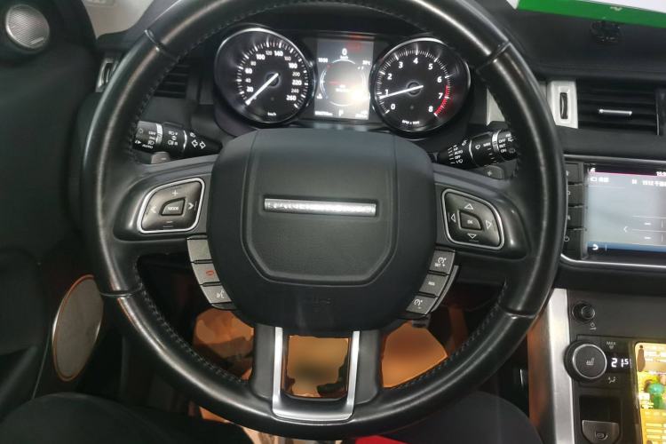 Used Land Rover Range Rover Evoque 2018 200PS PURE New Fashion Edition
