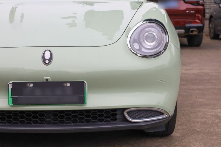 Used ORA Good Cat 2023 401 km Standard Range Luxury Version Lithium Iron Phosphate
