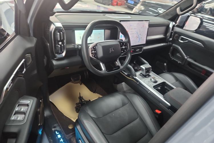 Used JETOUR Traveler 2023 2.0T All-Wheel Drive CrossPRO+