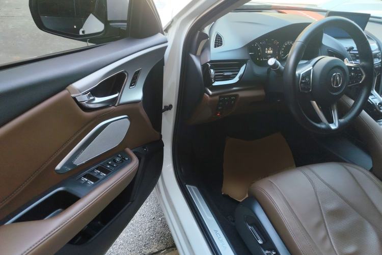 Used Acura RDX 2019 2.0T Luxury Edition China VI