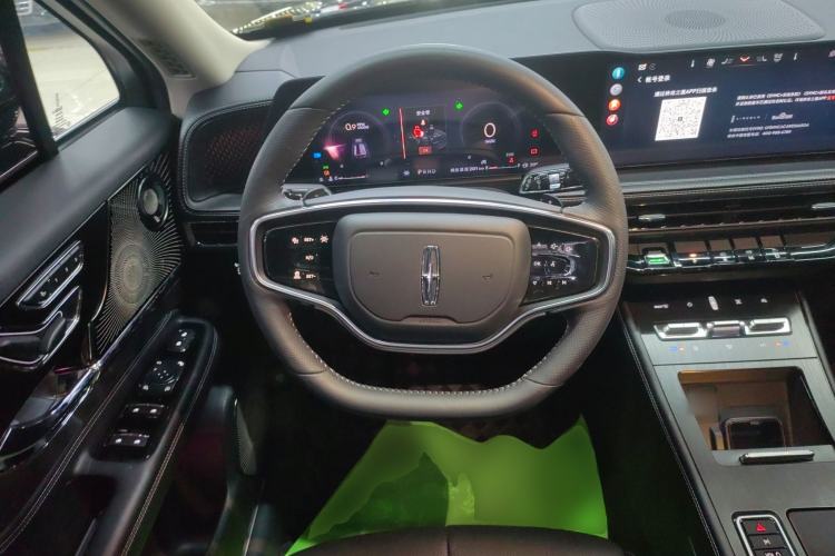 Used Lincoln Corsair 2024 2.0T Two-Wheel-Drive Luxury Edition