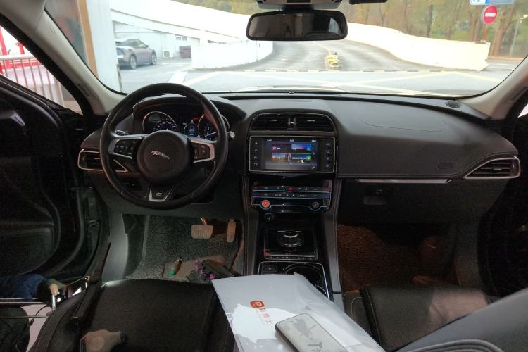 Used Jaguar F-PACE 2016 3.0 SC Four-Wheel Drive R-Sport Sport Edition