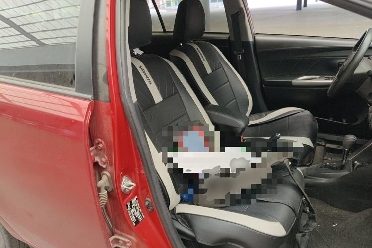 Used Toyota YARiS L 2015 1.5E Automatic Charm Edition
