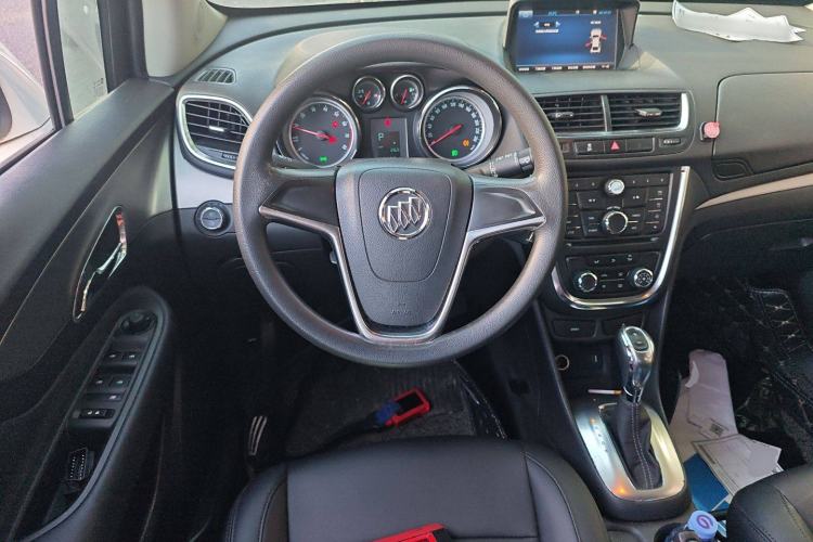 Used Buick Encore 2015 1.4T Automatic Two-Wheel Drive Urban Elite Version
