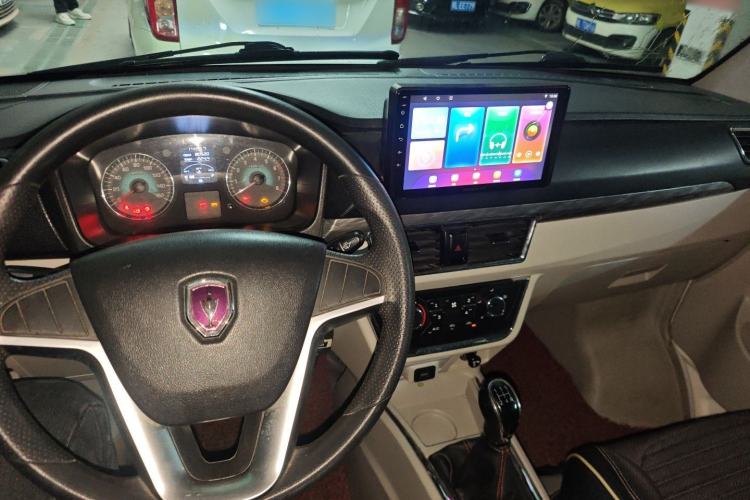 Used Jinbei New Hiace X30L 2021 1.5L Wealth Van Non-Air-Conditioned Version China VI Standard SWC15M
