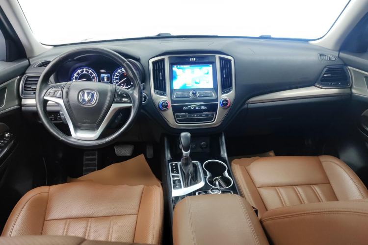 Used Changan CS95 2017 2.0T Two-Wheel Drive Zhitu Edition
