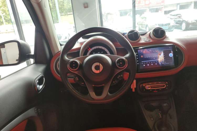 Used  fortwo 2018 1.0L 52kW Hardtop Passion Edition China V Standard
