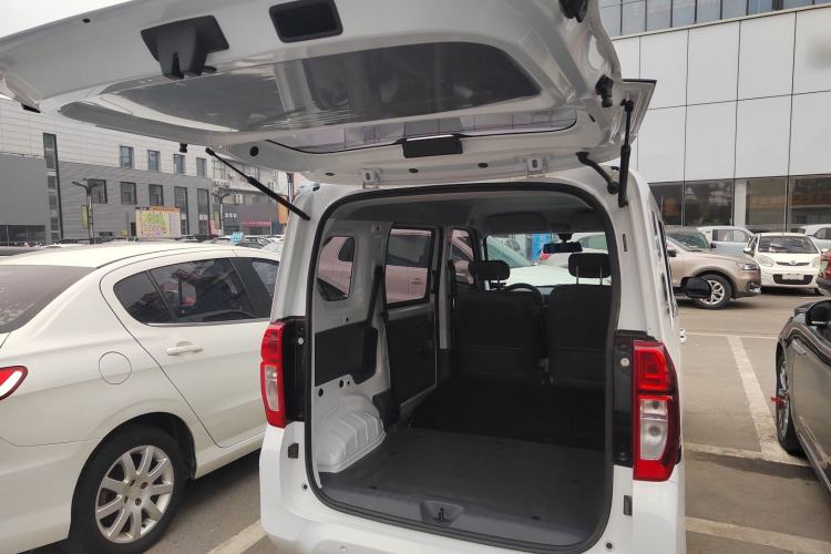 Used Wuling Zhiguang New Energy 2025 Standard Model
