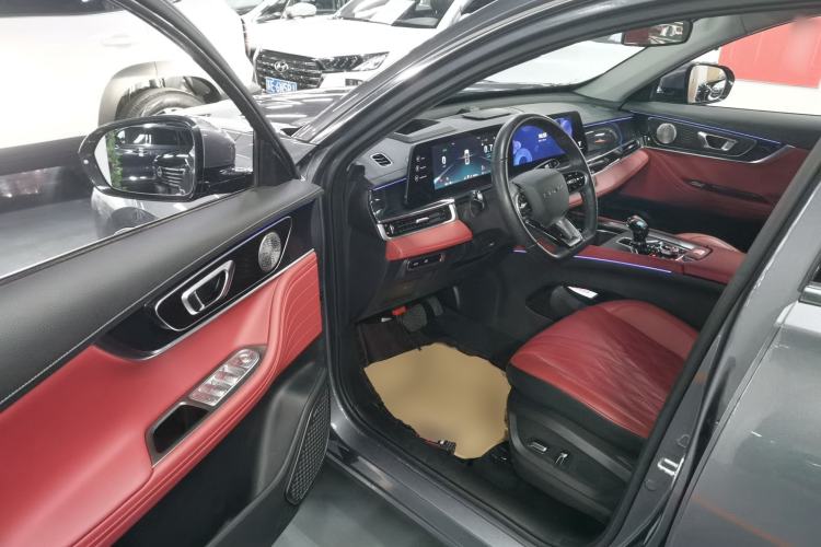 Used Chery Tiggo 7 PLUS 2023 1.6 TGDI DCT Flagship Version
