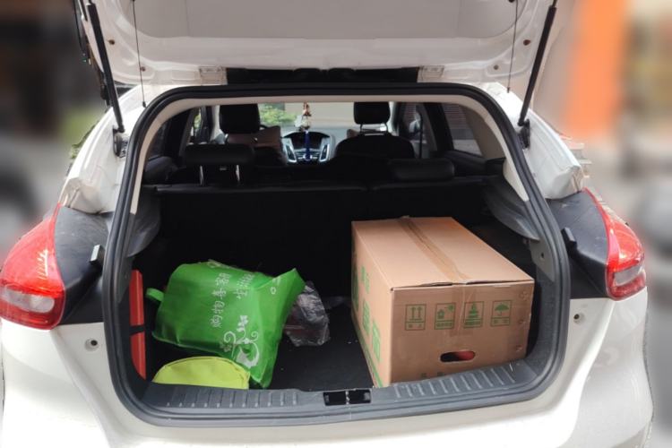 Used Ford Focus 2017 Hatchback 1.6L Automatic Fashion Edition Smart Drive Version
