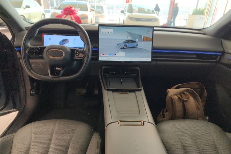 Used Lynk & Co 07 2024 EM-P 126 Long-Range Ultra
