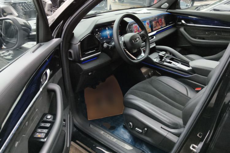 Used Geely Auto Monjaro L 2024 2.0TD High-Power Automatic Two-Wheel Drive Skyline Edition
