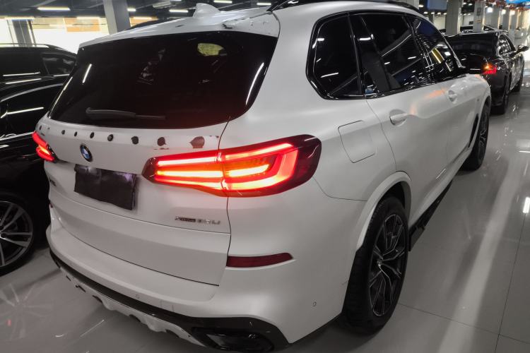 Used BMW X5 2022 xDrive 30Li M Sport Package
