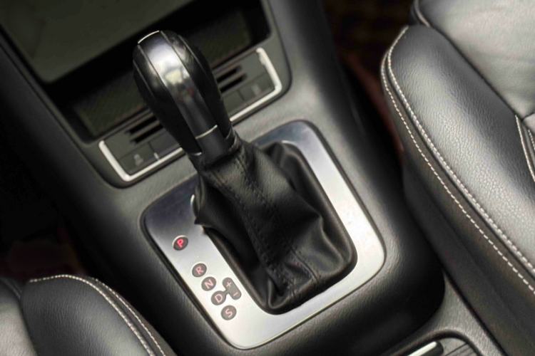 Used Volkswagen Tiguan 2017 300TSI Automatic Two-Wheel Drive Silk Road Comfort Edition
