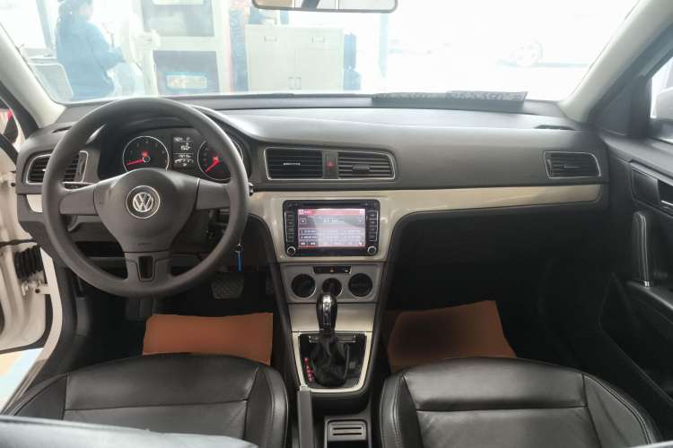 Used Volkswagen Lavida 2013 Restyled Classic 1.6L Automatic Comfort Edition
