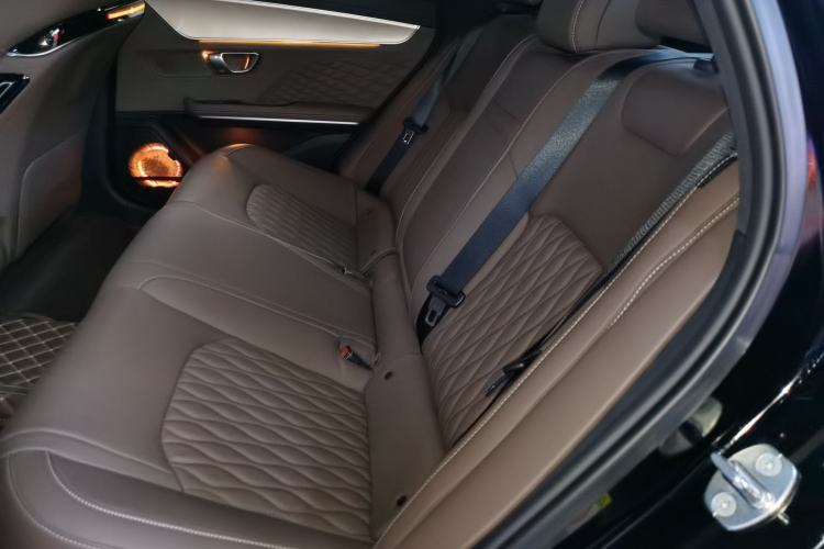 Used BYD Han 2024 DM-i Glory Edition 121KM Elite Model
