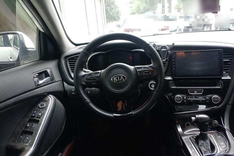 Used Kia K5 2015 2.0L Automatic LUX
