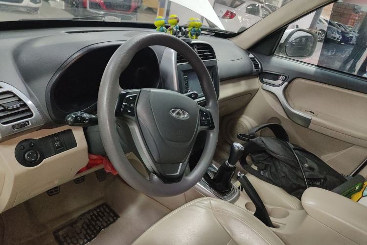 Used Chery Tiggo 3 2014 1.6L Manual Zhishang Edition
