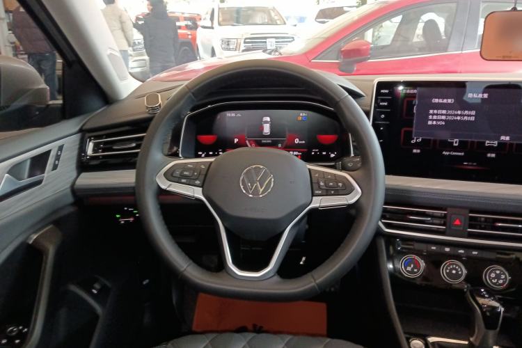 Used Volkswagen Sagitar 2023 300TSI DSG Excellence Edition
