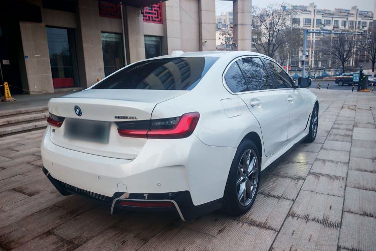 Used BMW i3 2024 eDrive 35 L
