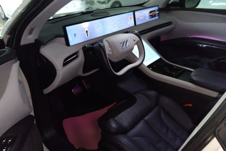 Used  LS7 2023 77 kWh Urban Fit Rear-Wheel Drive