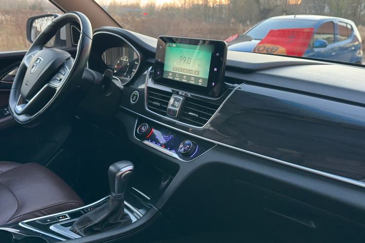 Used Baojun 560 2017 1.5T DCT Prestige Edition
