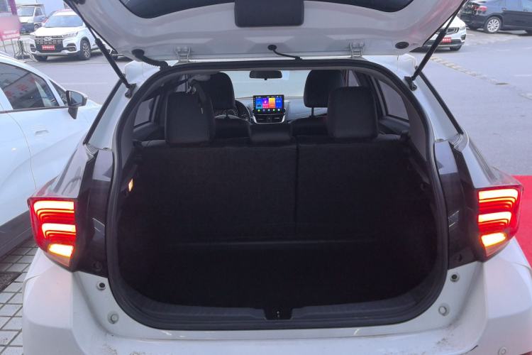 Used Toyota YARiS L 2020 X-Trail X 1.5L CVT Luxury Edition