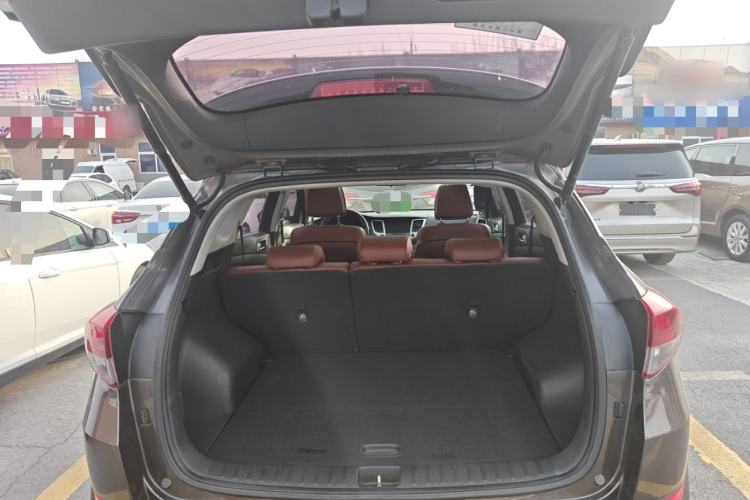 Used Hyundai Tucson 2018 1.6T Dual-Clutch Two-Wheel Drive 15th Anniversary Special Edition