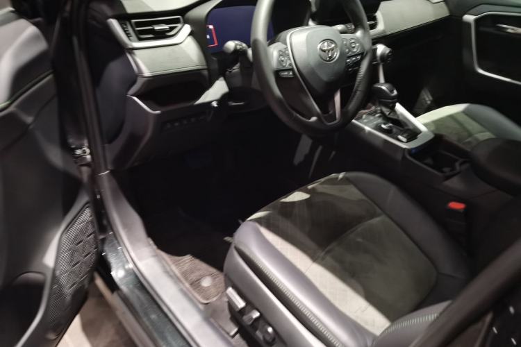 Used Toyota RAV4 2023 2.0L CVT 4x4 Explorer Flagship Edition