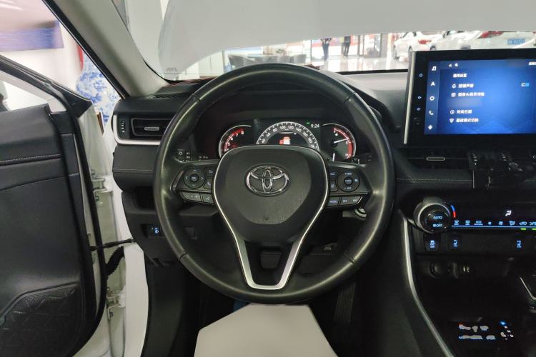 Used Toyota RAV4 2022 2.0L CVT Two-Wheel Drive Fashion Plus Edition
