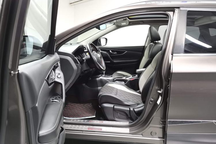 Used Nissan Qashqai 2016 2.0L CVT Luxury Edition
