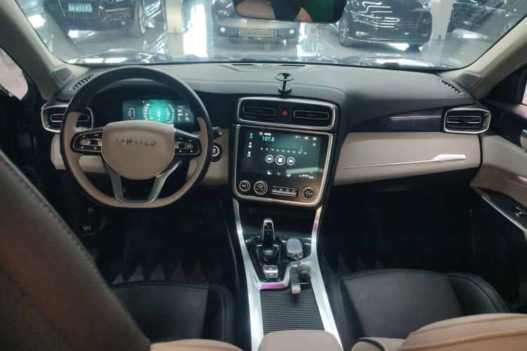 Used Lynk & Co 01 2017 2.0T Two-Wheel Drive Zhaopu Version
