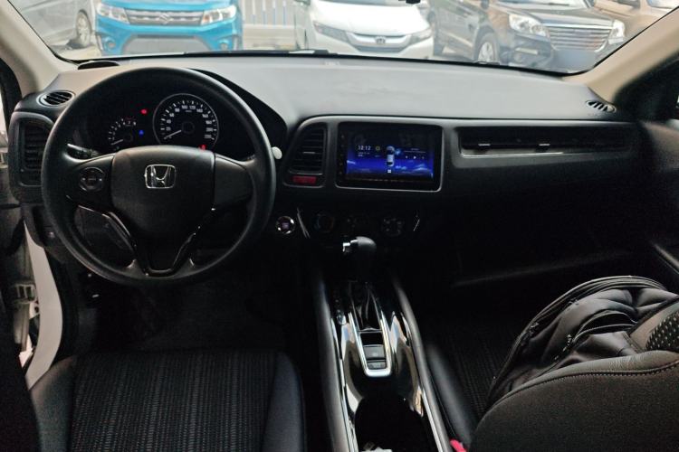 Used Honda Vezel 2017 1.8L CVT Front-Wheel Drive Pioneer Edition