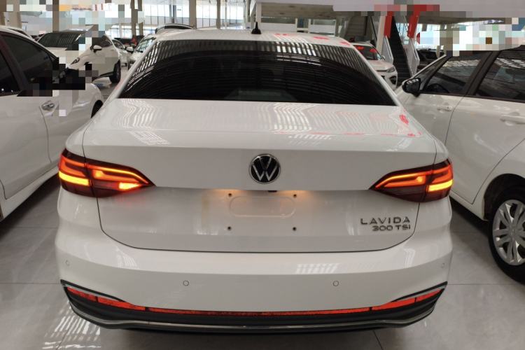 Used Volkswagen Lavida 2023 300TSI DSG Full-Comfort Edition
