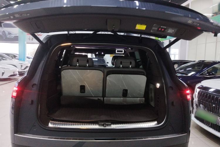 Used Denza N9 2025 Flagship Model
