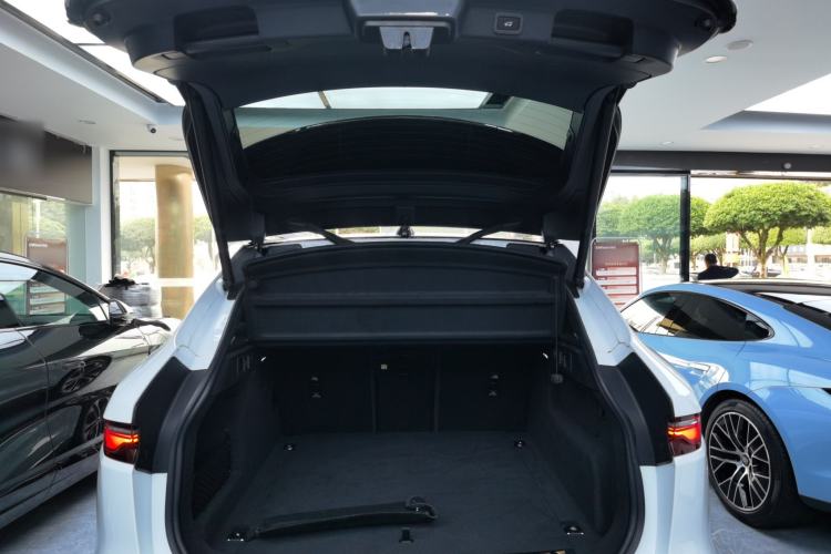 Used Jaguar F-PACE 2022 P250 HSE
