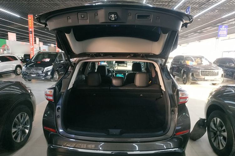 Used Nissan Murano 2019 2.5L XL Two-Wheel Drive Smart Connect Luxury Edition China VI Standard