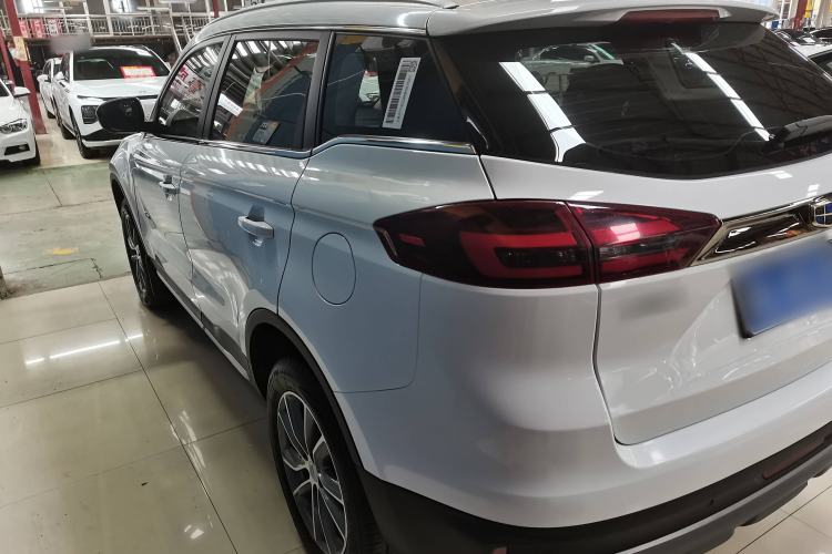 Used Geely Auto Emgrand X7 Sport 2020 1.8TD DCT Two-Wheel Drive Smart Connect 4G-Enabled Version
