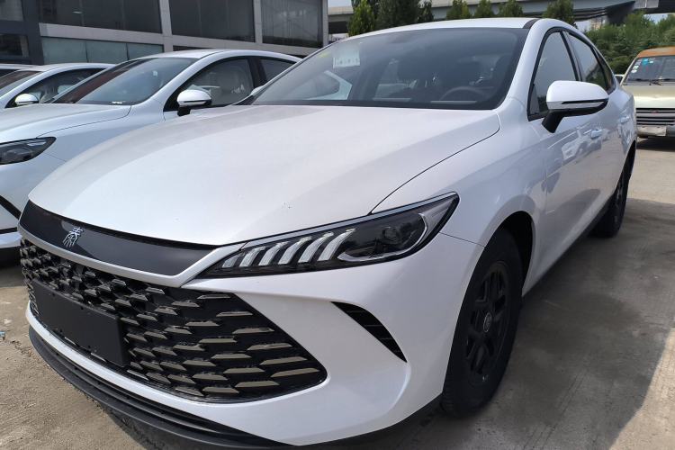 Used BYD Qin PLUS 2025 DM-i Smart Drive 55KM Leading Model