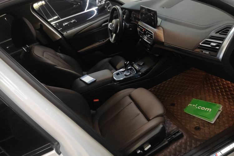 Used BMW X3 2022 Facelift xDrive30i Luxury Edition M Night Edition Package
