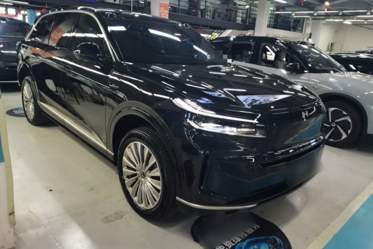 Used ONVO Luxeed L90 2025 Model—Ultra Six-Seater Version
