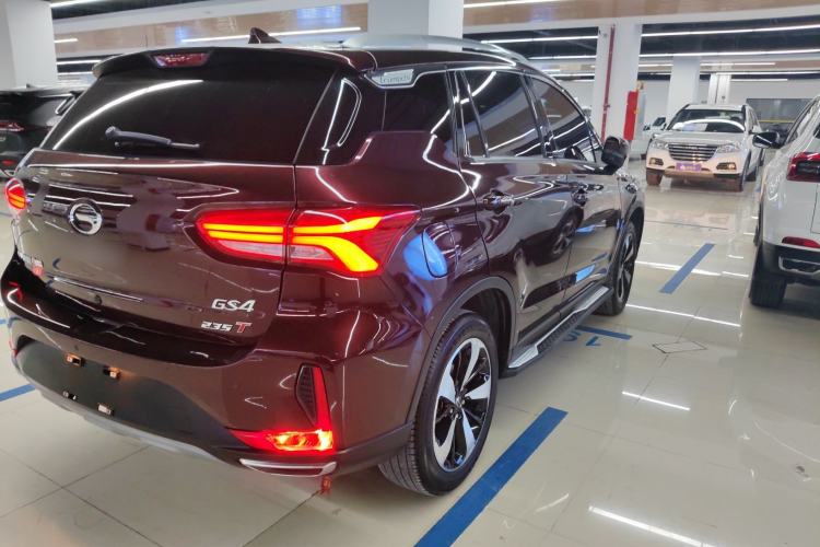 Used GAC Trumpchi GS4 2018 235T Automatic Two-Wheel Drive Luxury Smart Connectivity Version
