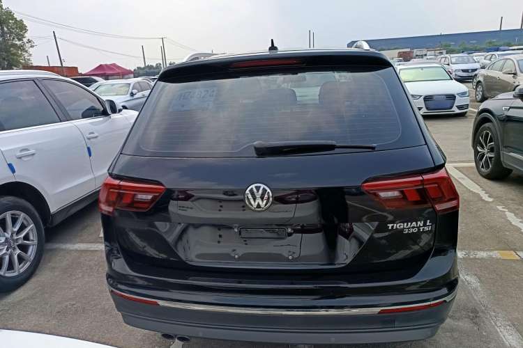 Used Volkswagen Tiguan L 2019 330TSI Automatic Two-Wheel Drive Panoramic Comfort Edition China VI Standard
