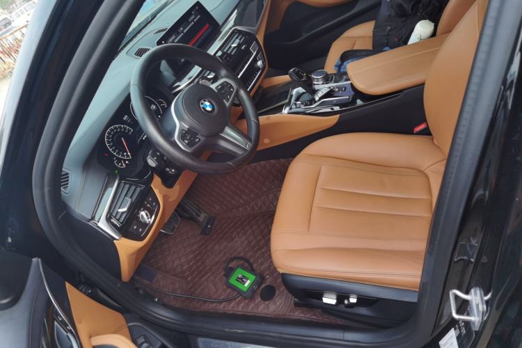 Used BMW 5 Series 2019 530Li Leading Model M Sport Package